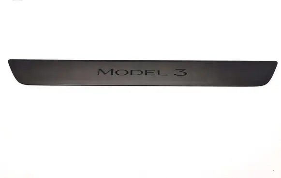 Front sill trim cover