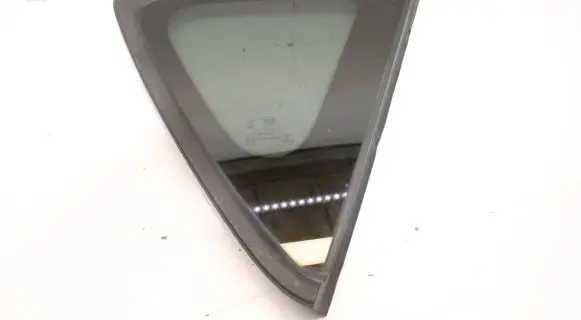 KIA Soul Rear side window 43R019700