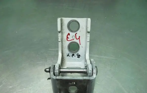 Citroen C4 II Rear door lower hinge ES70