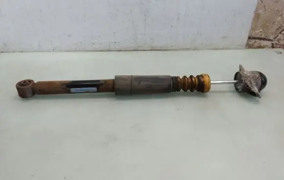 Rear shock absorber/damper