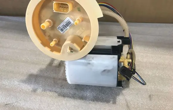 Volvo XC90 In-tank fuel pump 31372615 01362491089000