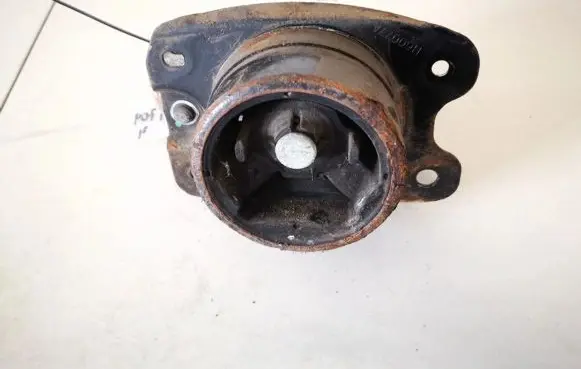 Opel Antara Engine mount bracket
