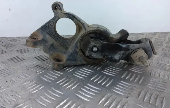 Citroen Berlingo Engine mount bracket 9651493280