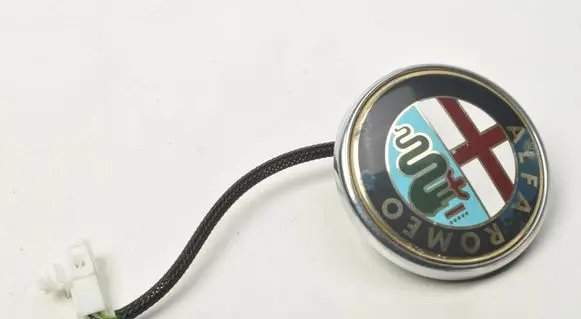 Alfa Romeo Giulietta Tailgate opening switch 