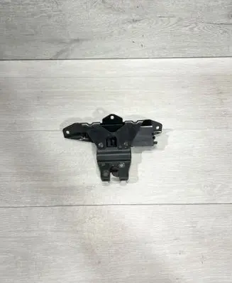 BMW 5 E60 E61 Tailgate/trunk/boot lock/catch/latch 89050823