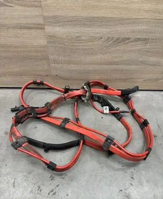 Positive cable (battery)