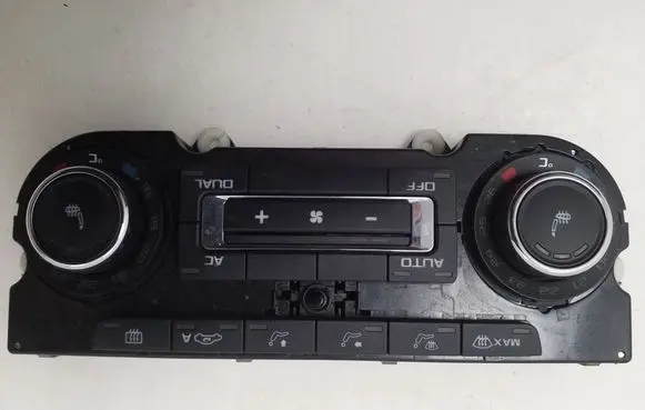 Skoda Octavia Mk2 (1Z) Air conditioner control unit module 3T0907044BL