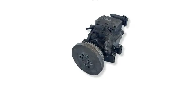 Volkswagen PASSAT B5.5 Fuel injection high pressure pump 059130106J