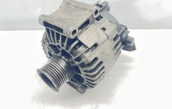 Mercedes-Benz C W204 Generator/alternator A0009060401