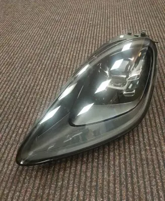 Porsche Cayenne (9Y0 9Y3) Headlight/headlamp 9Y0941031Q 1EX2293 1EX01443921