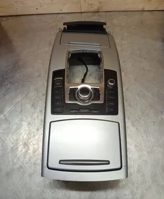 Audi A6 S6 C6 4F Center console 4F1864261 P0103820