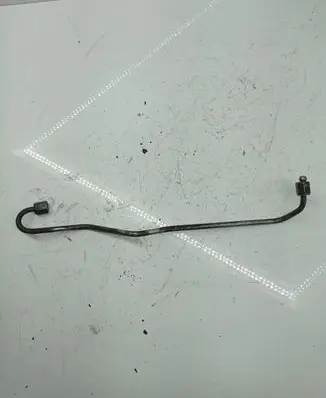 Toyota Corolla Verso AR10 Fuel injector supply line/pipe 