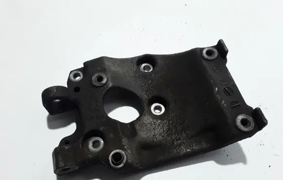 Volvo V70 A/C compressor mount bracket 9646719580