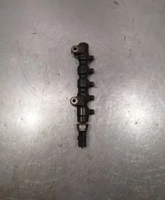 Volvo V50 Fuel main line pipe 9654592680