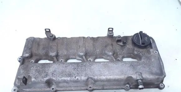 KIA Sorento Rocker cam cover 