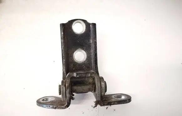 Toyota Avensis T250 Rear door lower hinge