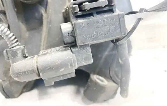 Volkswagen Golf Plus Turbo solenoid valve