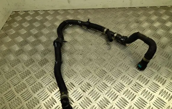 Jaguar I-Pace Engine coolant pipe/hose J9D38D144AD
