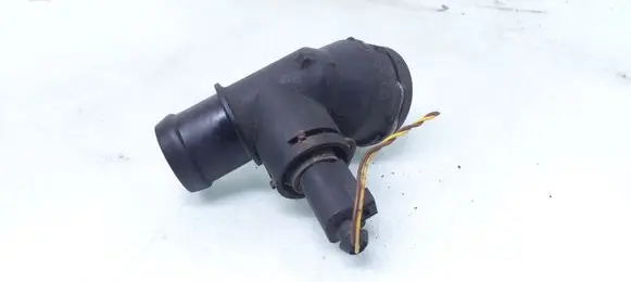 Volkswagen PASSAT B6 Engine coolant pipe/hose 1K0122291AD