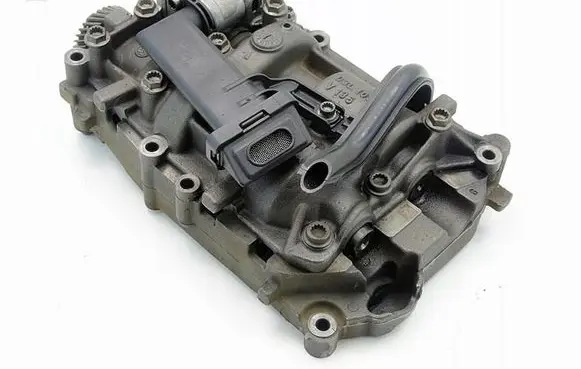 Volkswagen Sharan Oil pump 03L103537