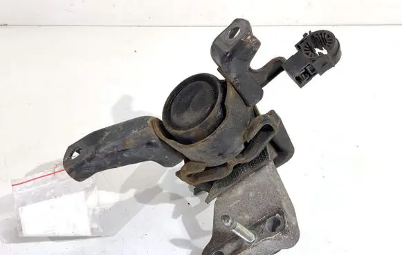 Toyota Auris E180 Engine mount vacuum valve 