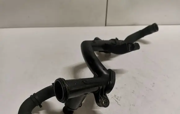 Citroen C4 I Engine coolant pipe/hose 9670254180