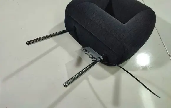Honda FR-V Front seat headrest 