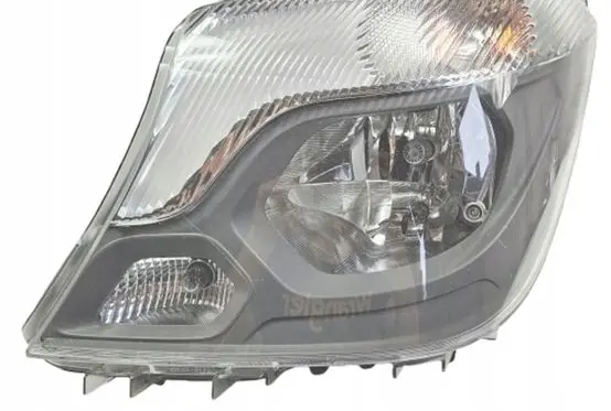 Mercedes-Benz Sprinter W906 Headlight/headlamp A9068202361