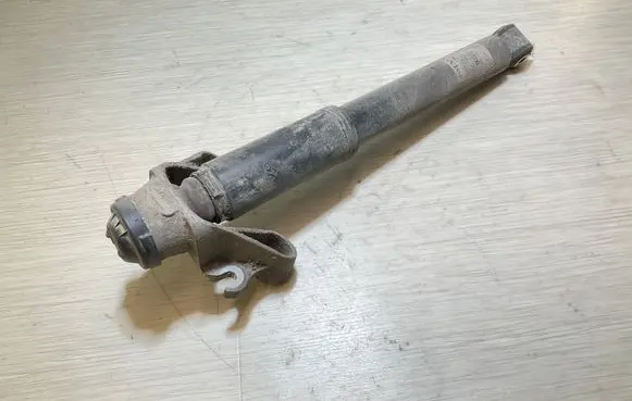Rear shock absorber/damper