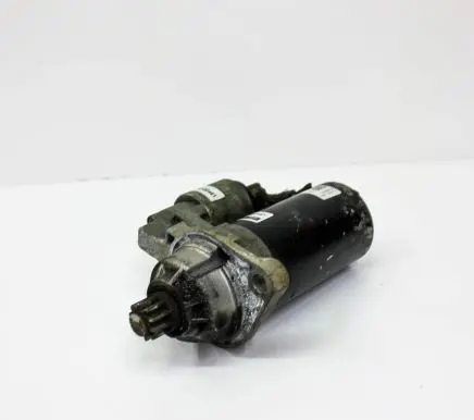 Volkswagen Caddy Starter motor LRS01674