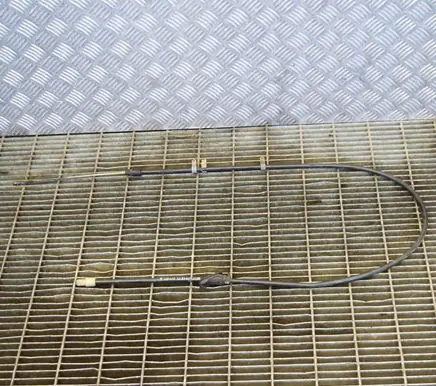Handbrake/parking brake wiring cable