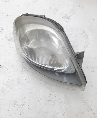 Opel Vivaro Headlight/headlamp 7700311372 91165720