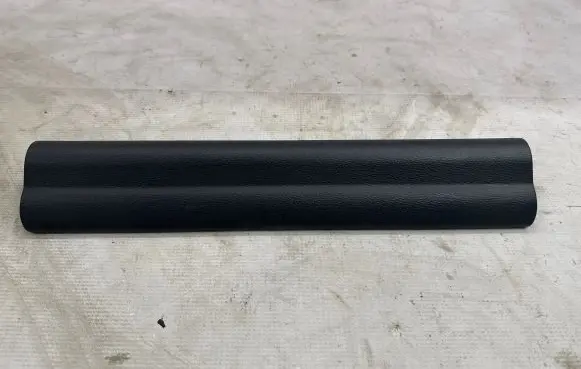 BMW X2 F39 Front sill trim cover 51477326833 7326833