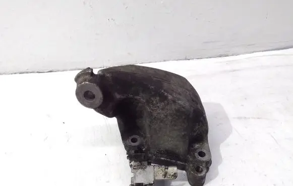 Mercedes-Benz ML W164 Engine mounting bracket A6422230304