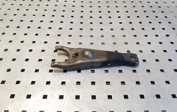 Honda CR-V Clutch release arm fork 