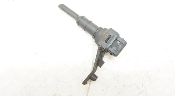 Audi A4 S4 B5 8D Speed sensor (speedometer sensor) 012409191D