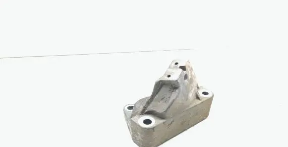 Jeep Grand Cherokee Engine mounting bracket 52124990AC 62758A