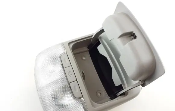 Isuzu D-Max Front seat light A3155A328132U176