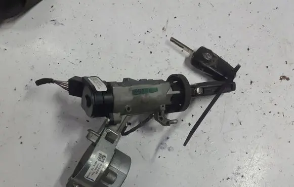 Opel Astra J Ignition lock ASTRAJSTACYJKA