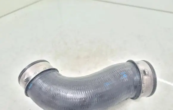Audi A3 S3 8P Intercooler hose/pipe