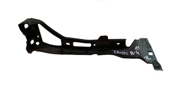 Audi A4 S4 B9 Fender mounting bracket 8W0821135C