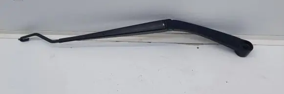 Hyundai Tucson TL Windshield/front glass wiper blade 261117