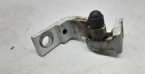Audi Q7 4L Front door upper hinge