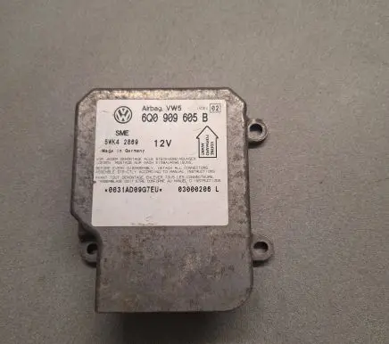 Volkswagen Golf IV Airbag control unit/module 6Q0909605B 03000206L 5WK42869