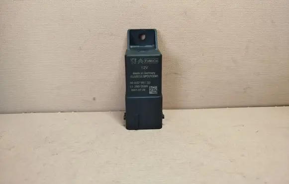 Peugeot Boxer Glow plug pre-heat relay 9803299780 51299058A