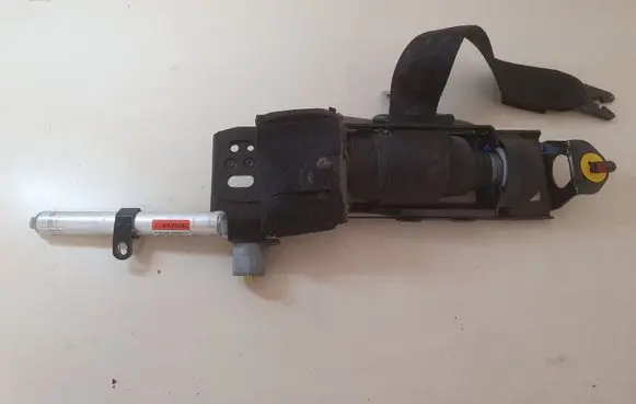 Volvo S40 Front seatbelt 8639692