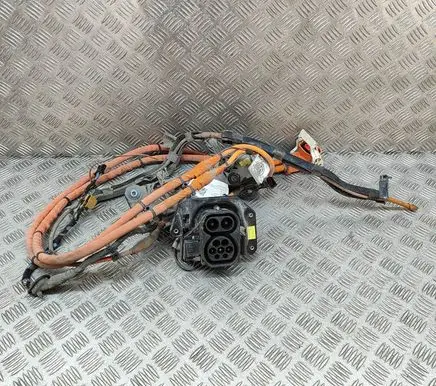 Volkswagen Golf VII Electric car charging cable 5QE915525A 5GE971531K