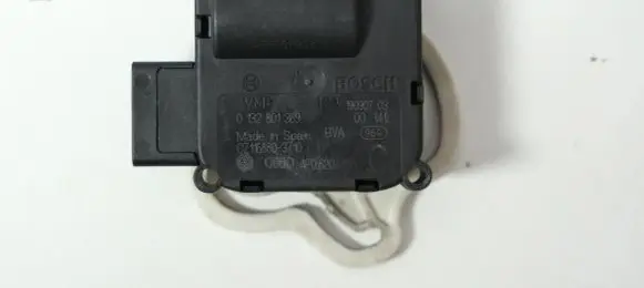 Audi A8 S8 D3 4E Air flap motor/actuator 4F0820511B