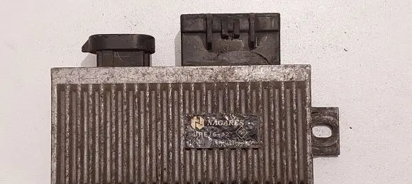 Renault Scenic I Glow plug pre-heat relay 7700111525 BRE612