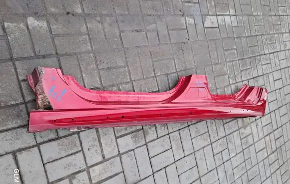 Peugeot 308 Sill